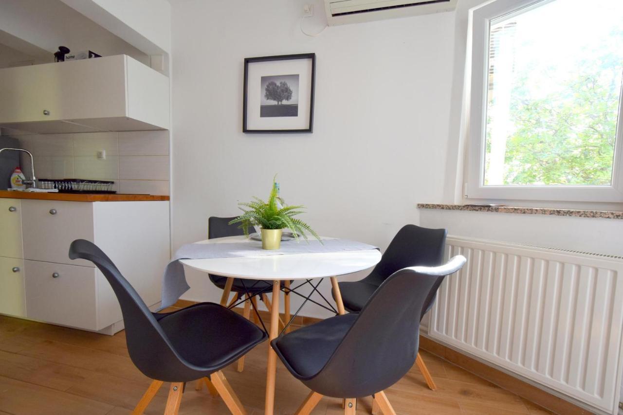 Apartments Julia Čižići Kültér fotó