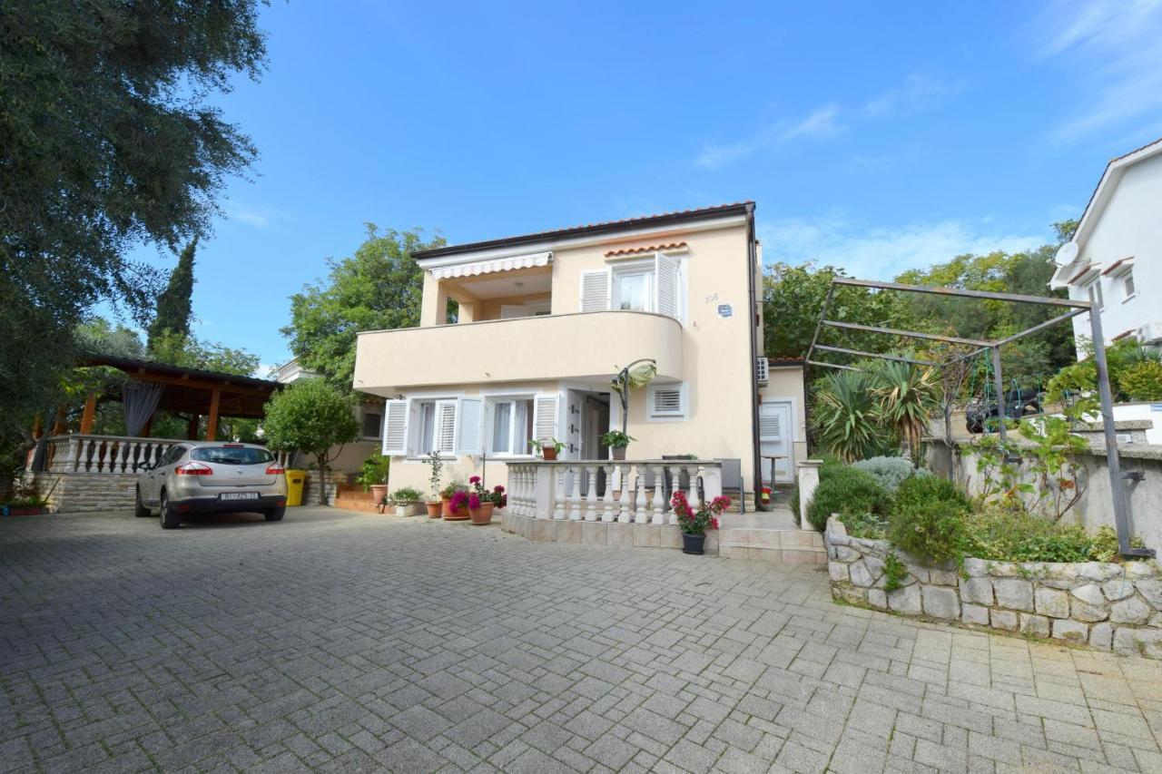 Apartments Julia Čižići Kültér fotó