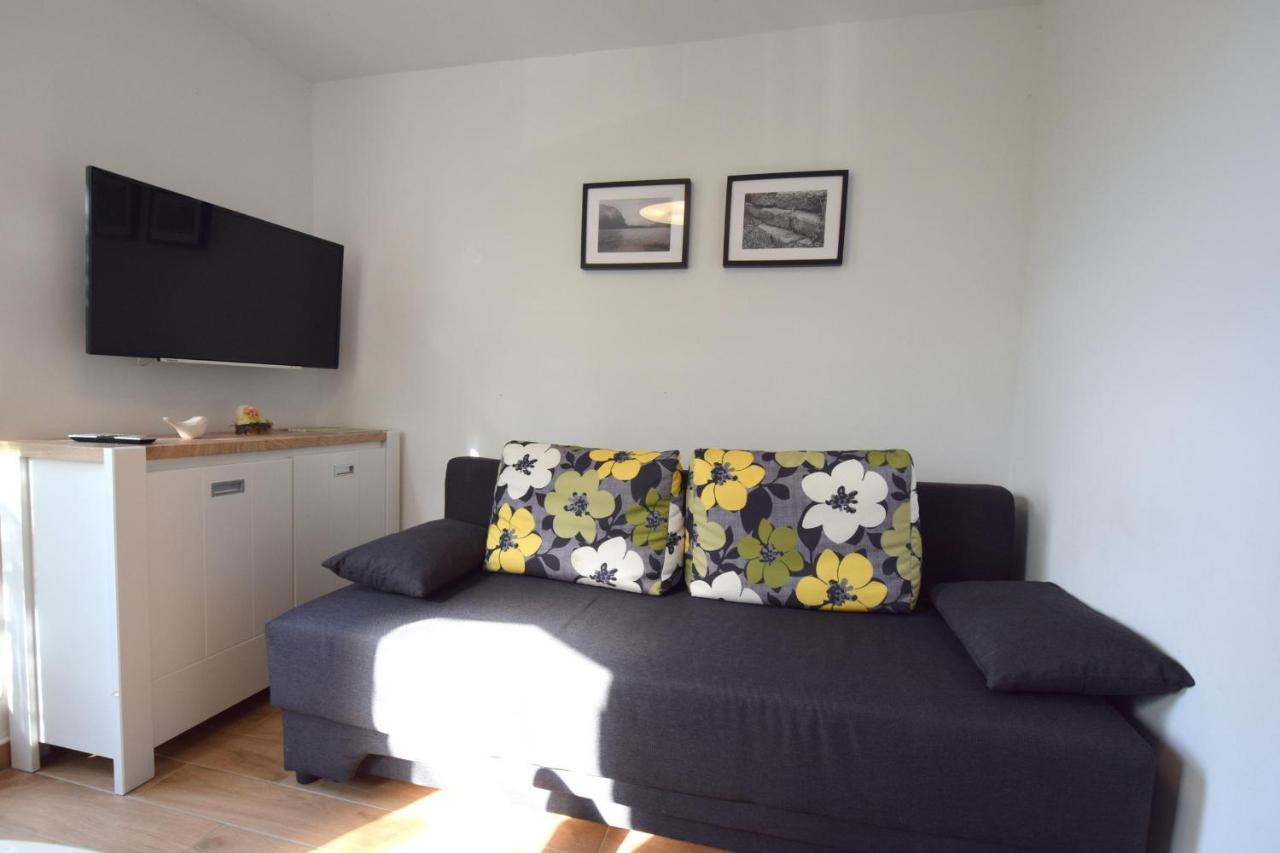 Apartments Julia Čižići Kültér fotó