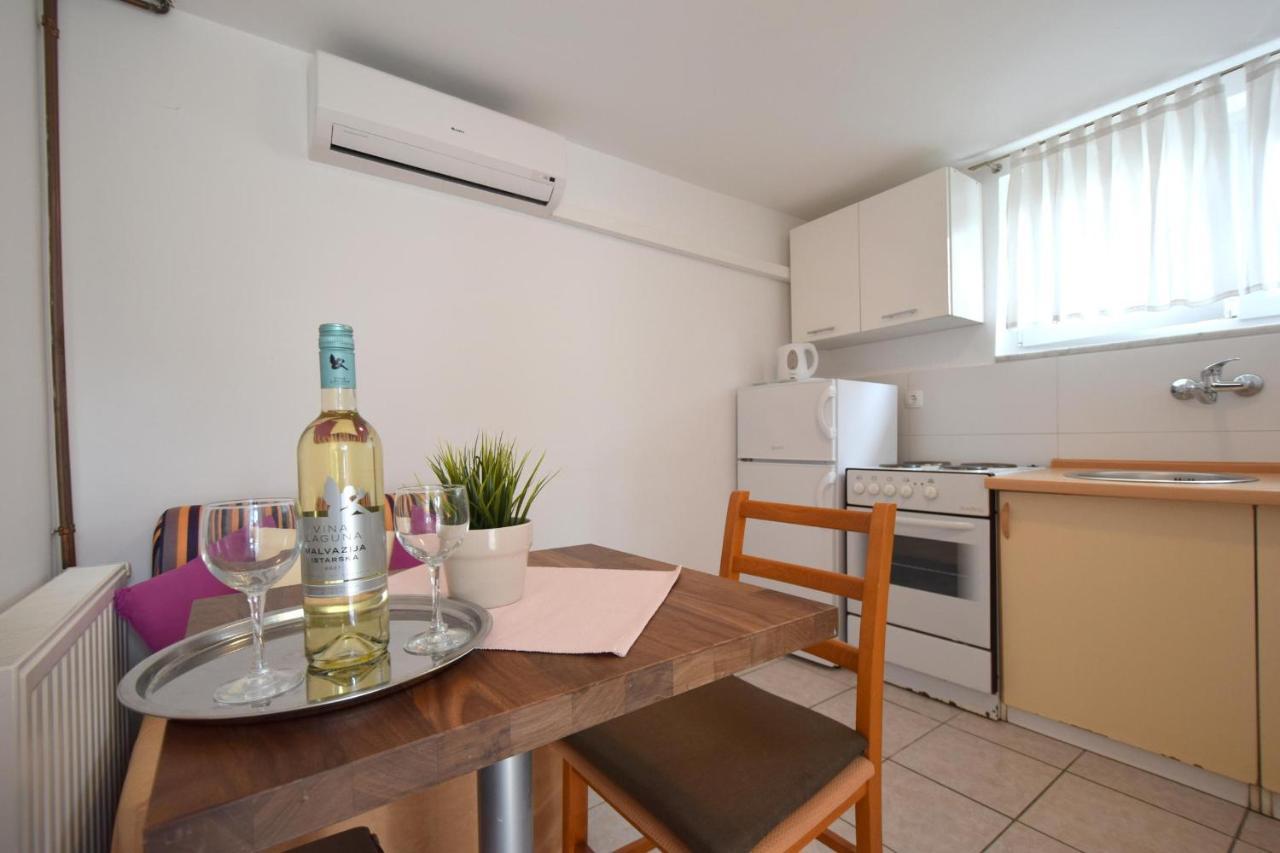Apartments Julia Čižići Kültér fotó