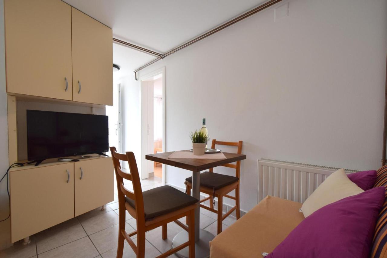 Apartments Julia Čižići Kültér fotó