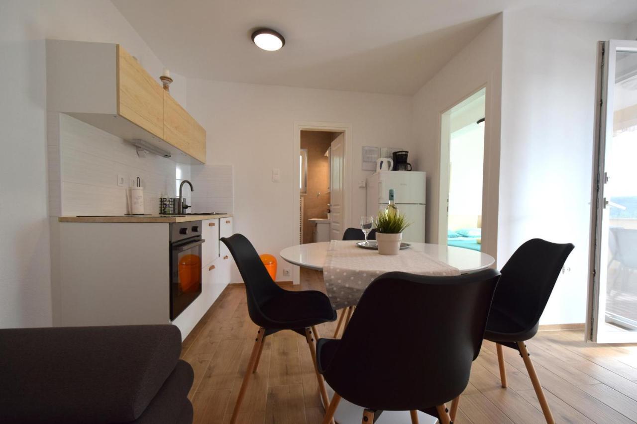 Apartments Julia Čižići Kültér fotó